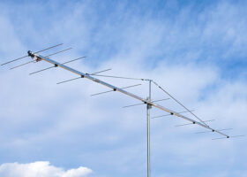 2m Horizontal and Vertical Polarization Antenna