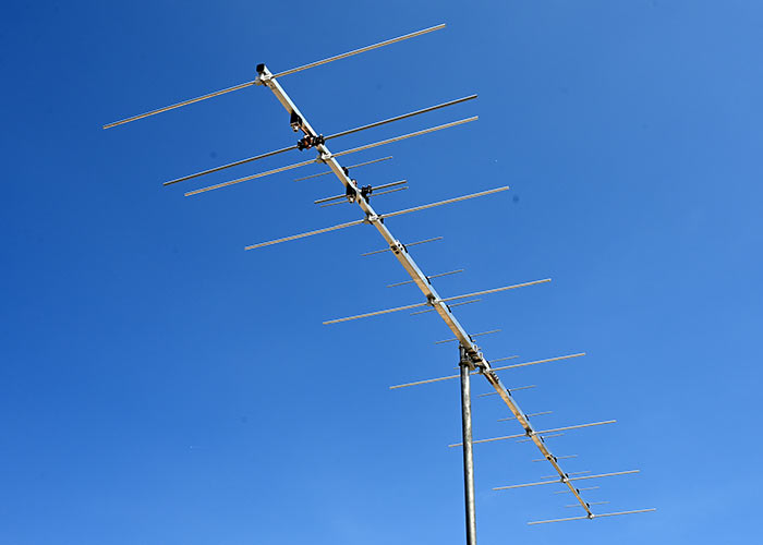 2 meter and 70 cm Dual Band Light Weight Antenna with Two Connectors PA144-432-25-4.5-2CAP Appearance
