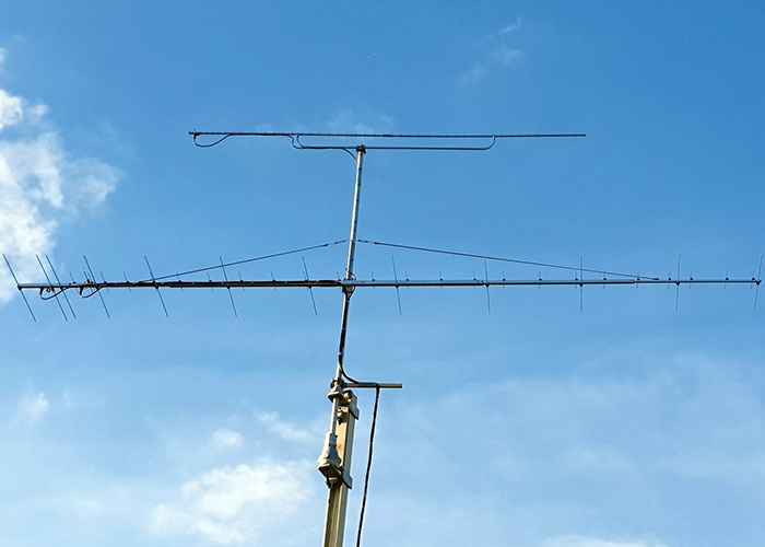 2m-70cm The Best Dual Band Antenna 2m70cm37DX-2C at HB9HLM