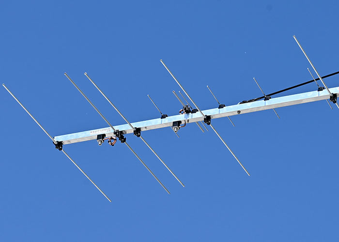 Dipoles View on DualBand 2m 70cm Antenna 2m70DX57-2Conn