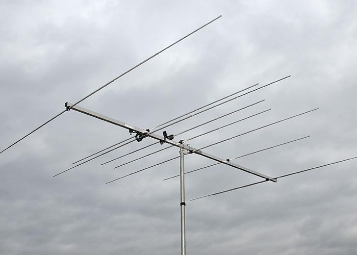 6 meter and 4 meter 9 element 2-Connector Antenna