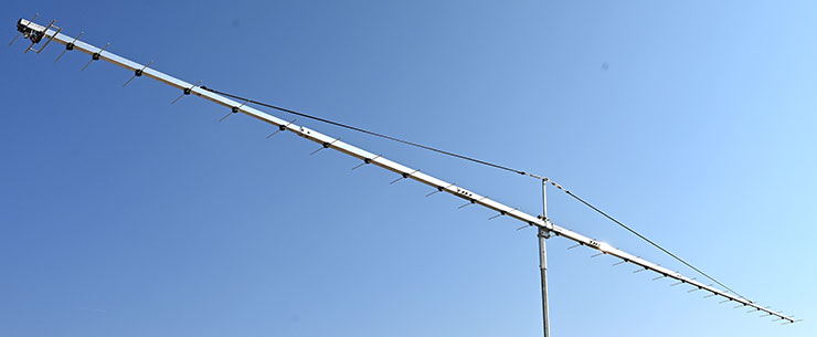 70 cm 432-434 MHz Yagi antenna 8 meter boom 30 elements