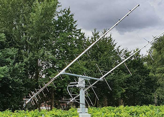 Big Leo Satellite Antennas and configuration for 2m and- 70cm by OZ9AAR
