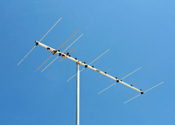 DualBand-2m-70cm-WideBand-High-Power-Antenna-2m70cm17WAP-2C