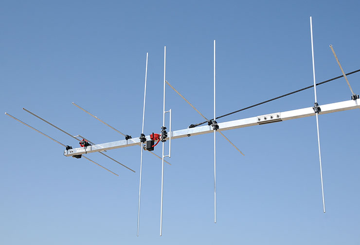 2 meter CROSS Super Antenna Ultimate G/T PA144-CROSS-32-12DGP Dipole Balun View